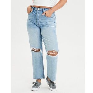 American Eagle 90’s Boyfriend Jeans